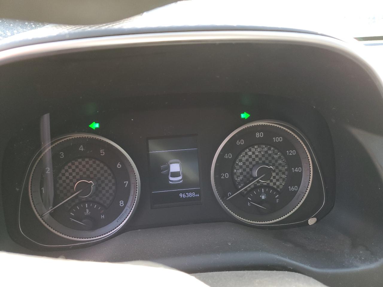2020 Hyundai Elantra - Image 9