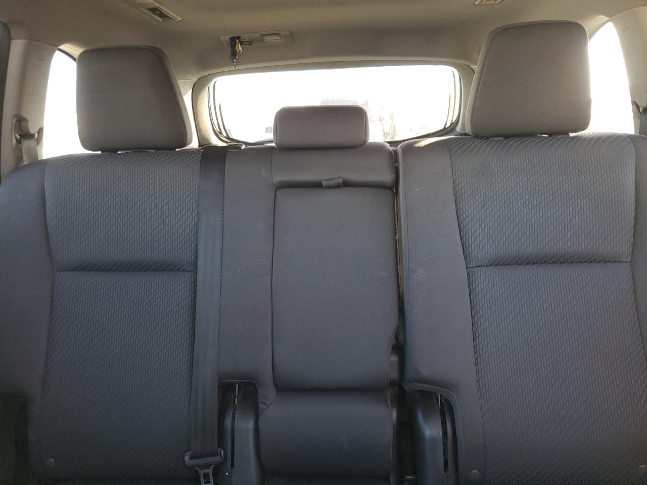 2014 Toyota Highlander - Image 10