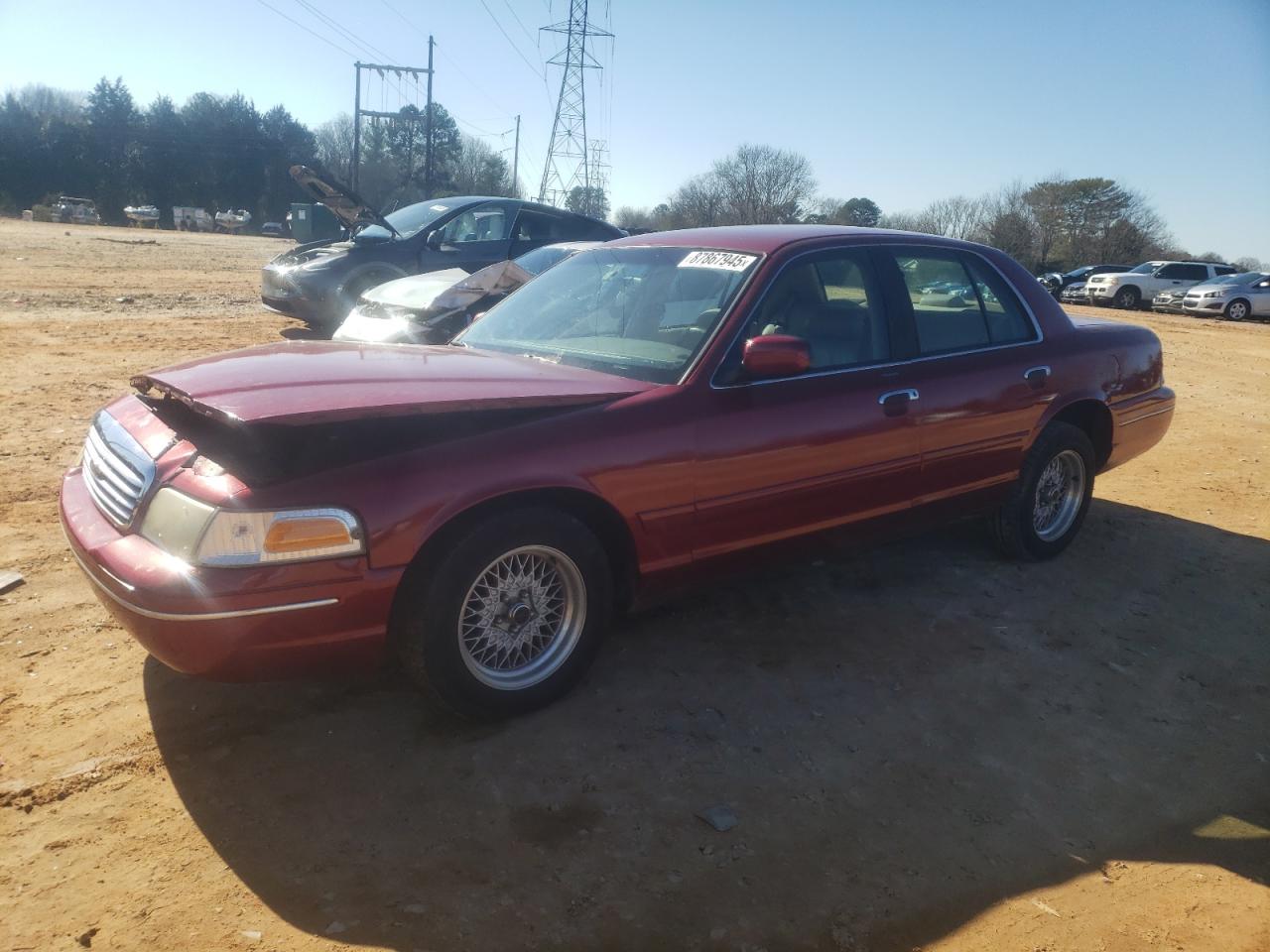 1998 Ford Crown Victoria Lx იყიდება China Grove-ში, NC - Front End
