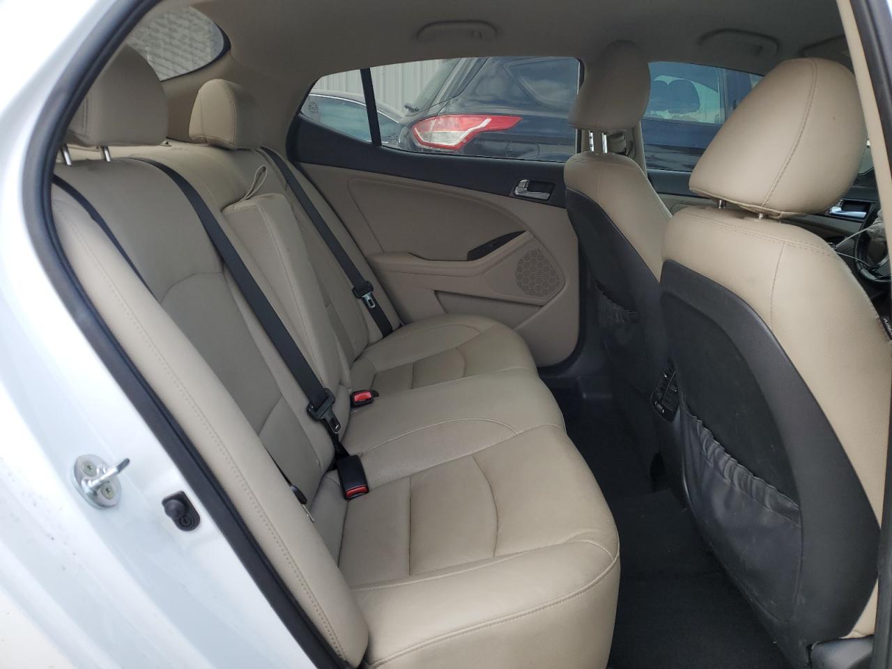 2015 Kia Optima - Image 10