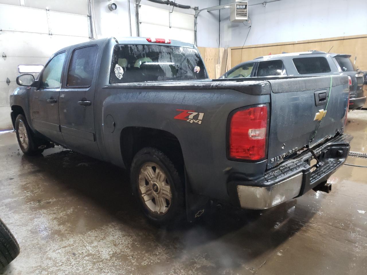 2013 Chevrolet Silverado - Image 2