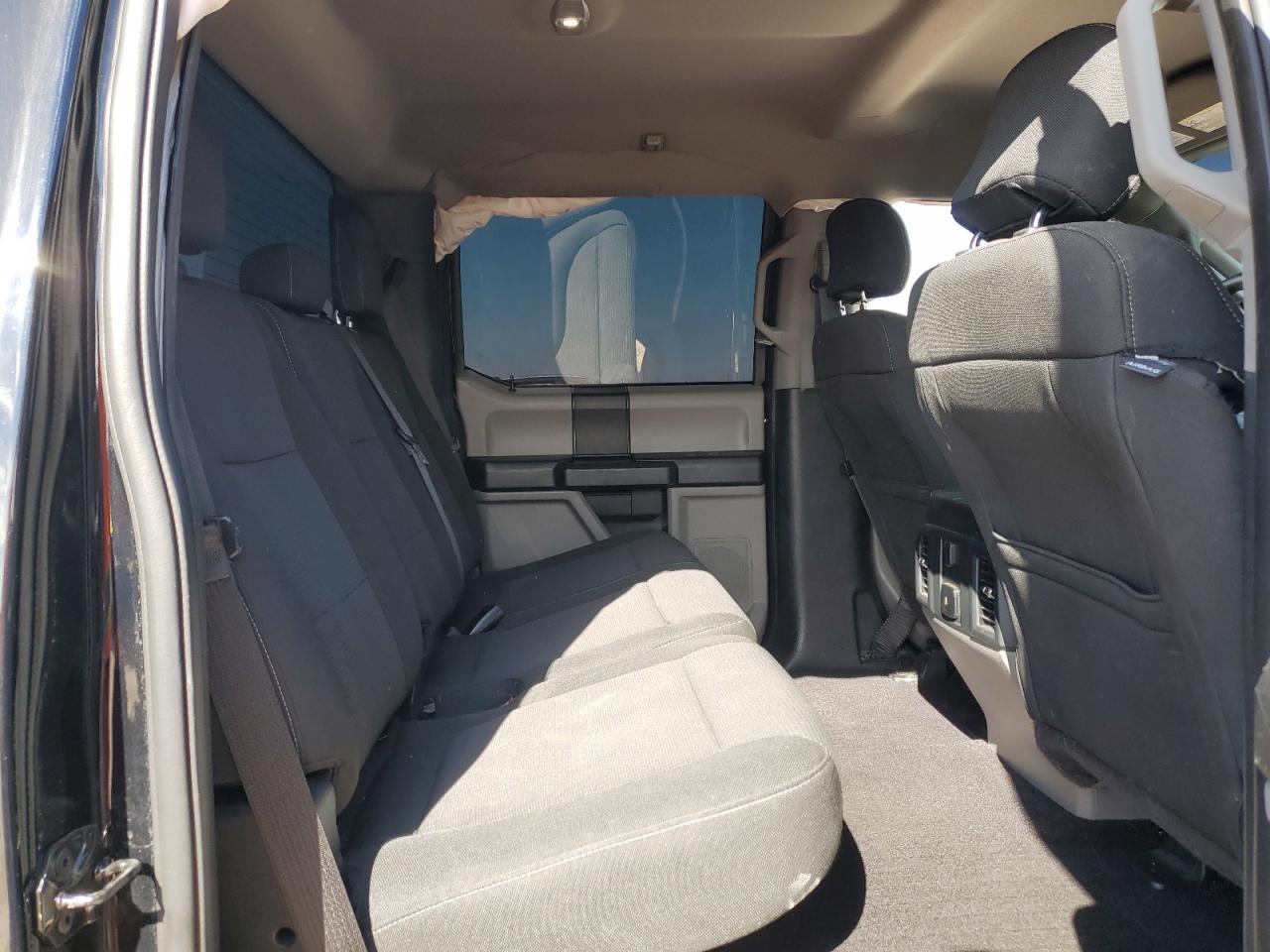 2017 Ford F-150 - Image 11