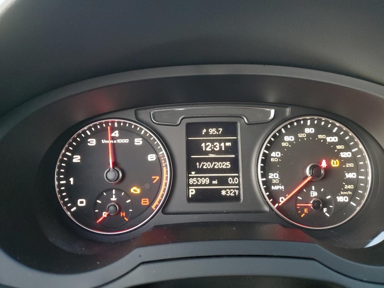 2017 Audi Q3 Premium VIN: WA1BCCFS3HR012333 Lot: 89382335