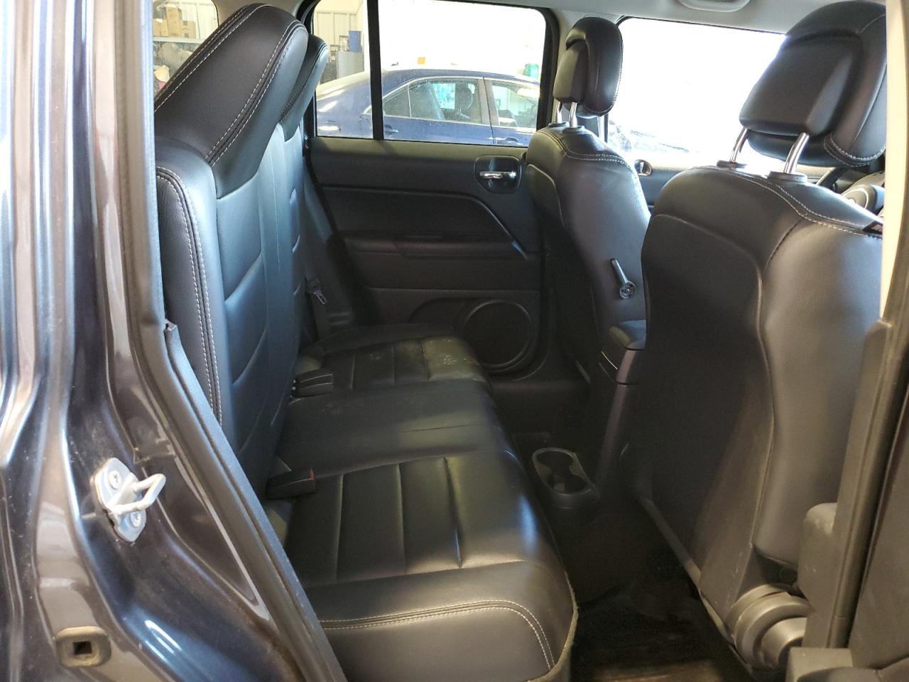 2016 Jeep Liberty (Patriot) - Image 10