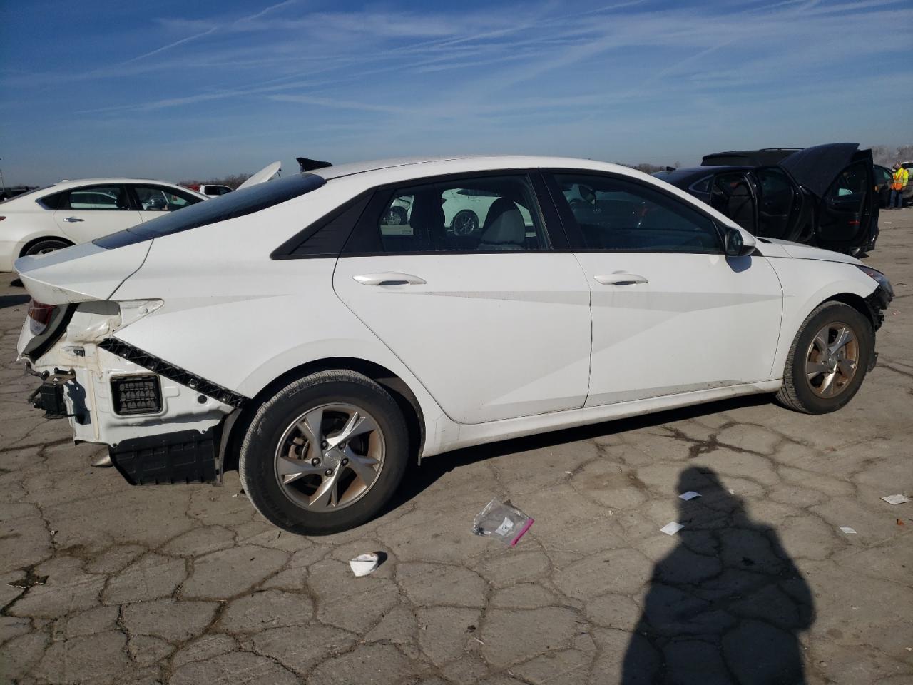 2021 Hyundai Elantra - Image 3