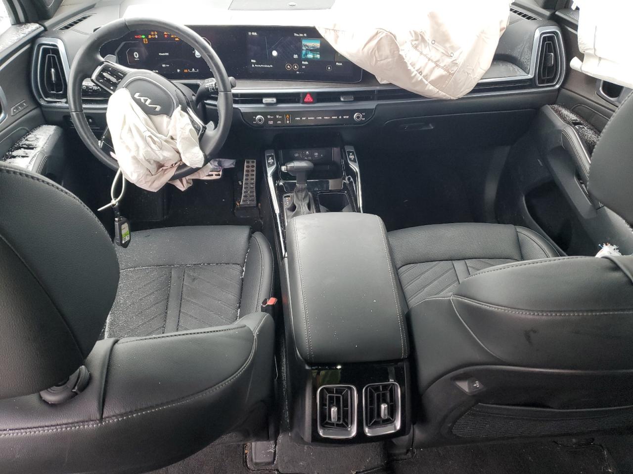 2024 Kia Sorento - Image 8