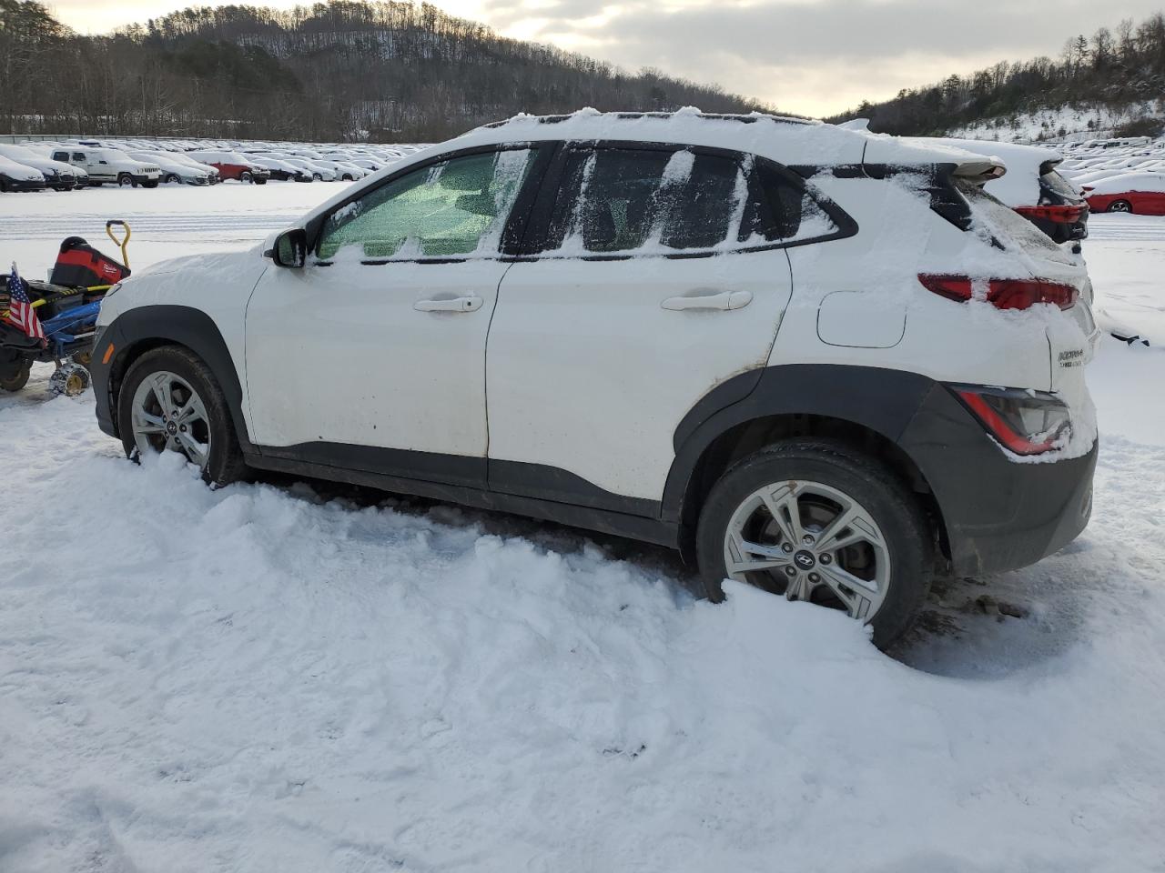 2022 Hyundai Kona - Image 2