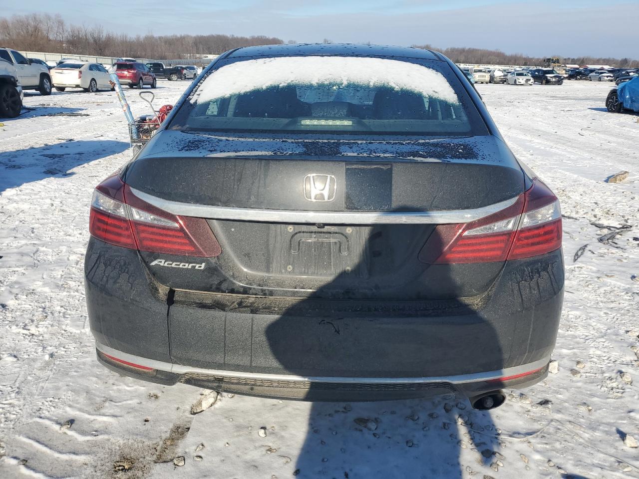 1HGCR2F39HA122461 HONDA ACCORD 2017