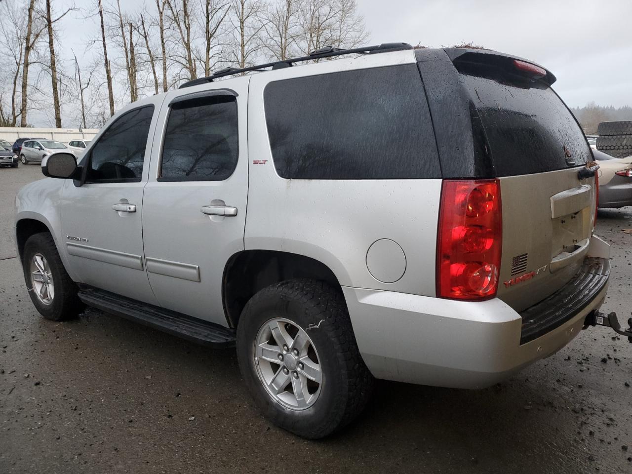 VIN 1GKS2CE0XER185985 2014 GMC YUKON no.2