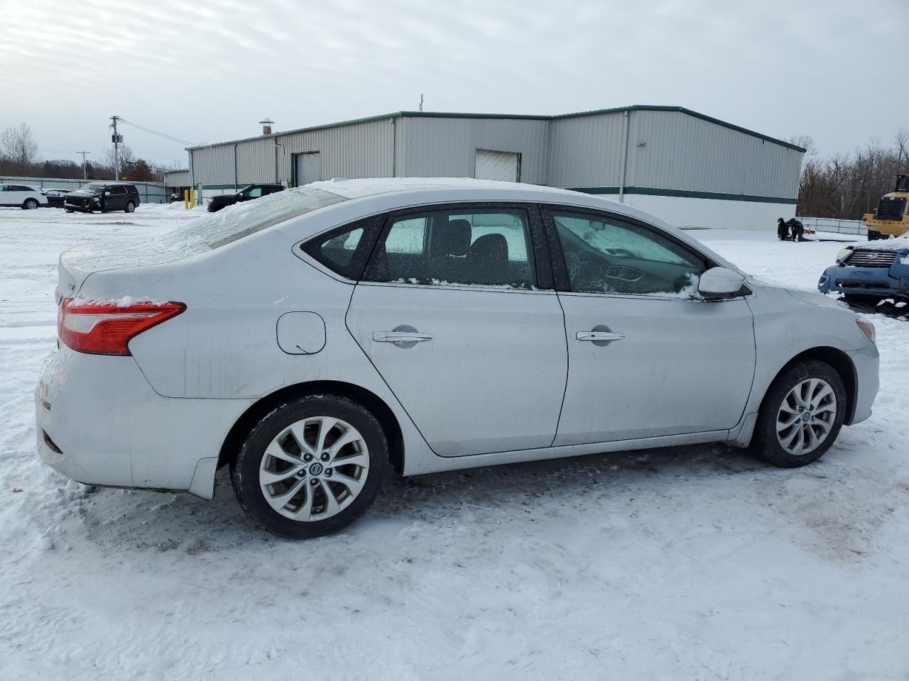 2016 Nissan Sentra - Image 3