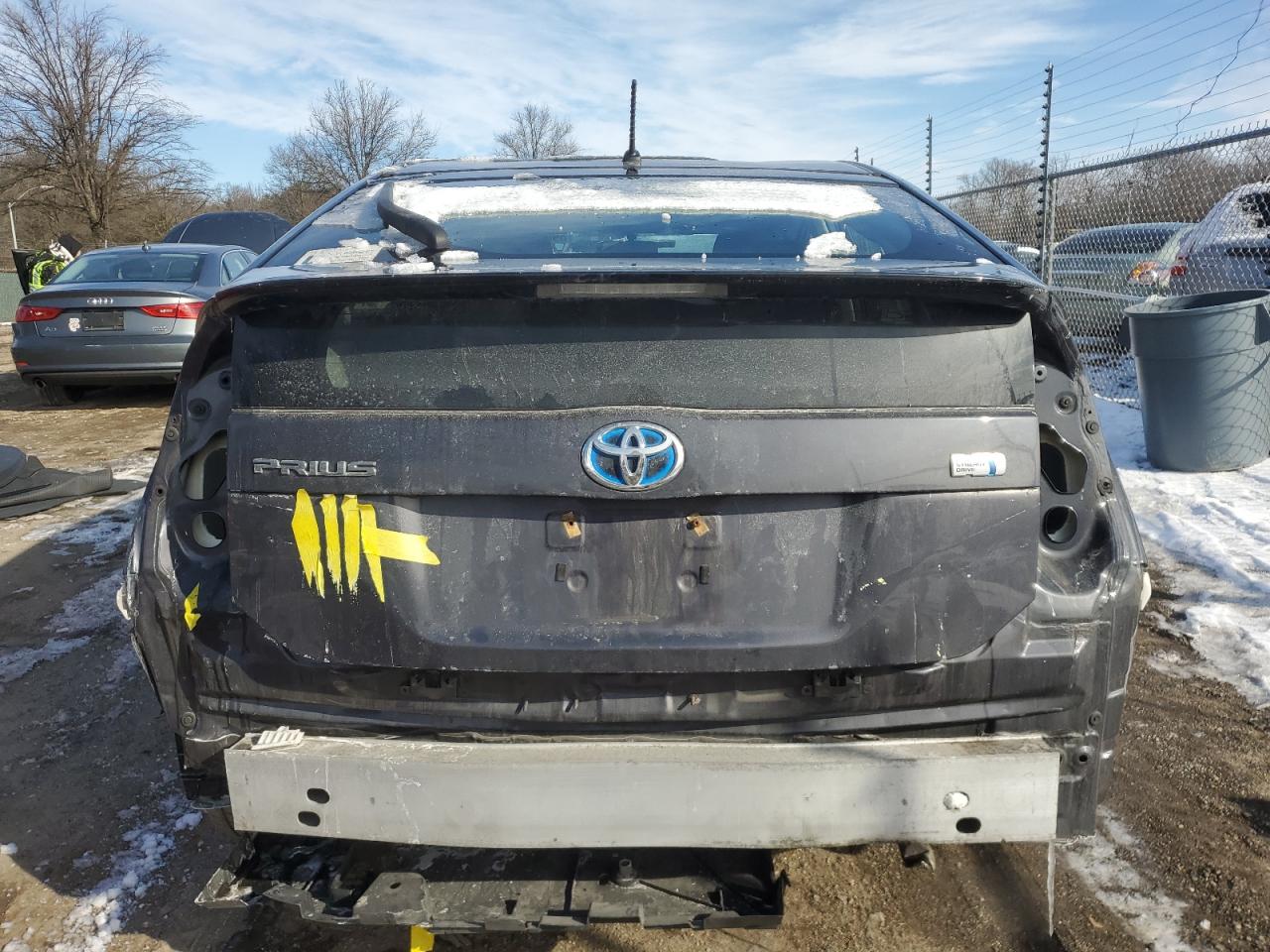 2014 Toyota Prius - Image 6