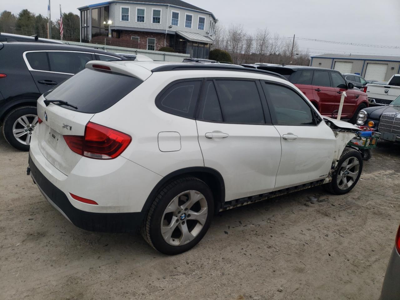 2014 BMW X1 - Image 3
