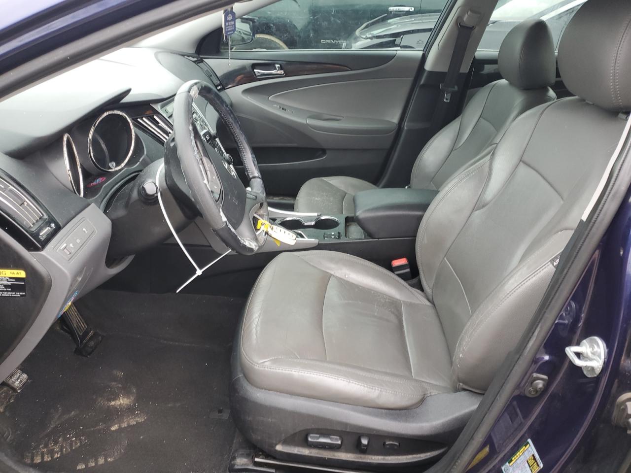 2013 Hyundai Sonata - Image 7