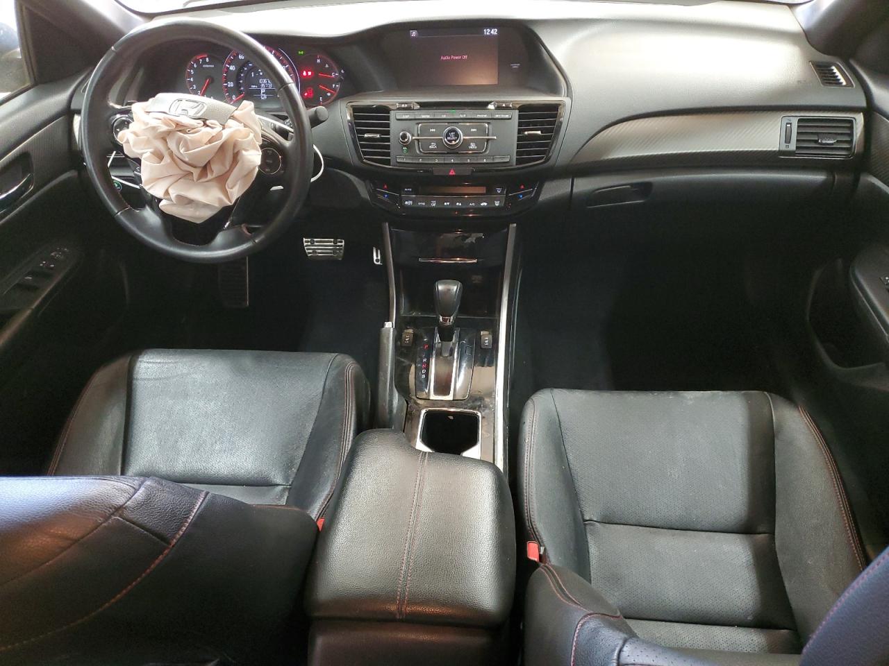 2017 Honda Accord - Image 8