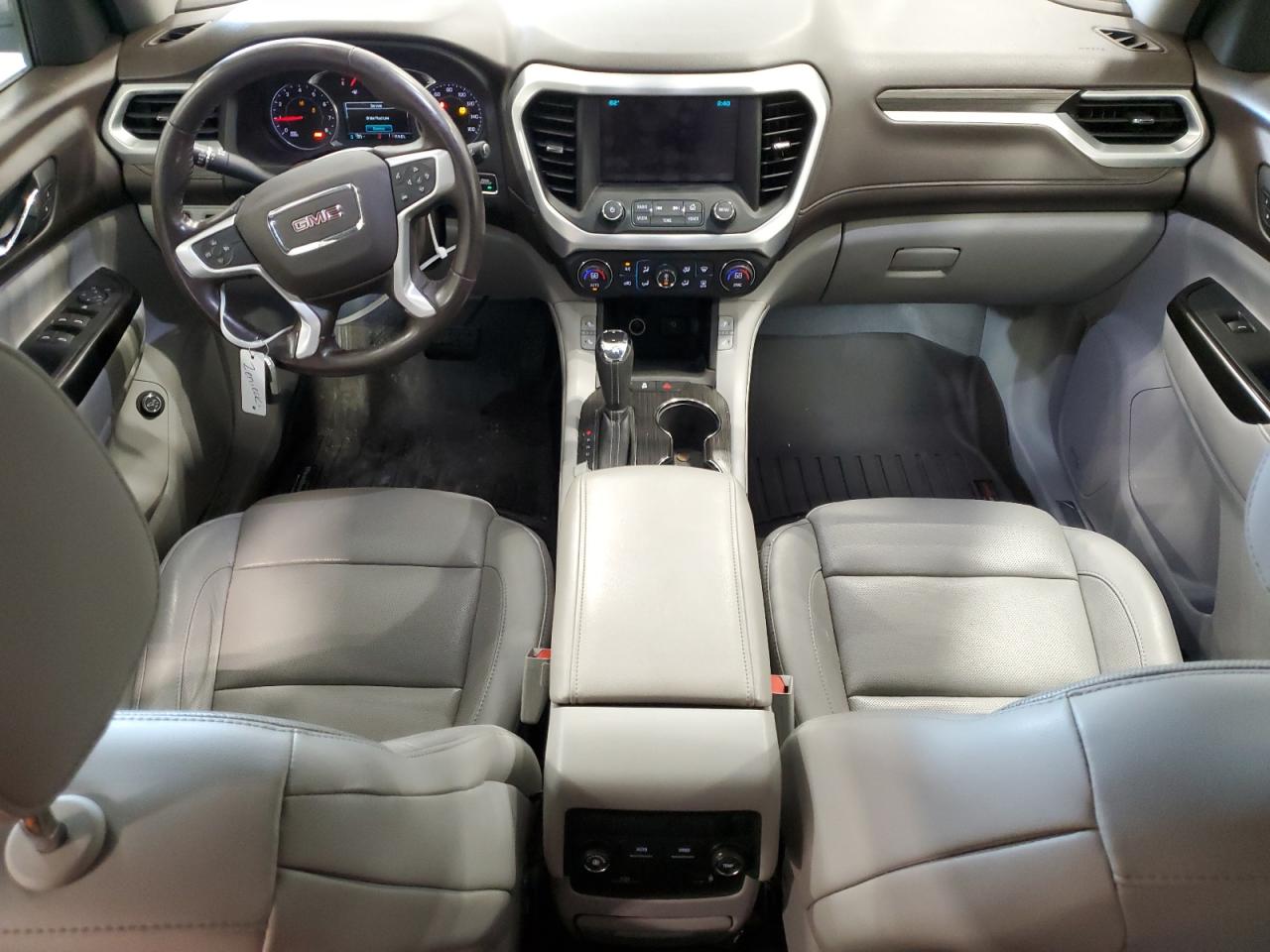 2017 GMC Acadia - Image 8