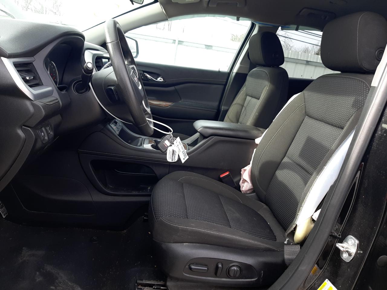 2021 GMC Acadia - Image 7