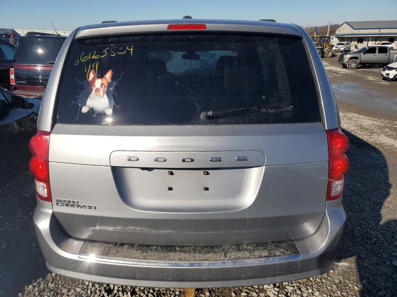 2019 Dodge Caravan - Image 6