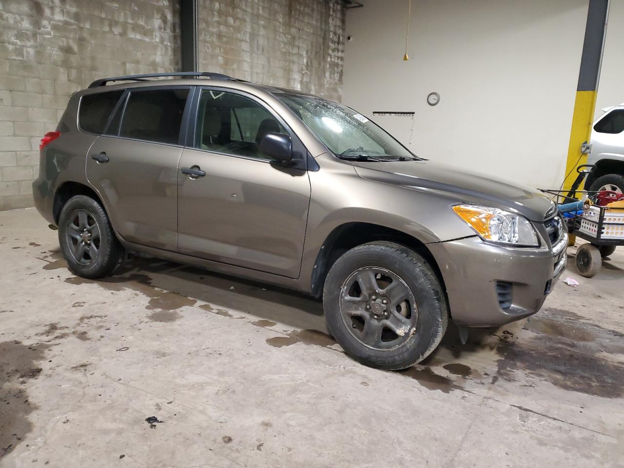 2010 Toyota RAV 4 - Image 4