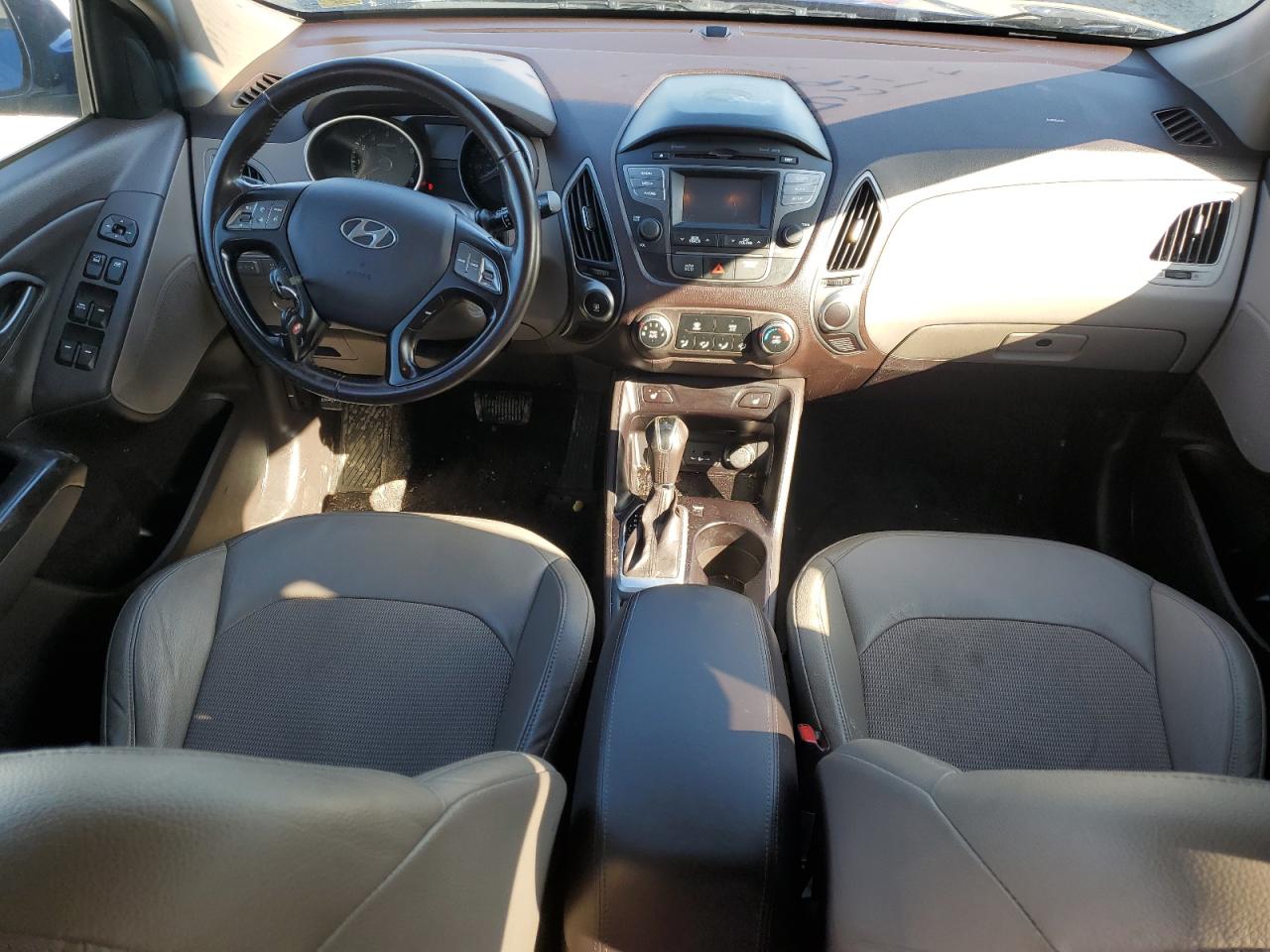 2015 Hyundai Tucson - Image 8