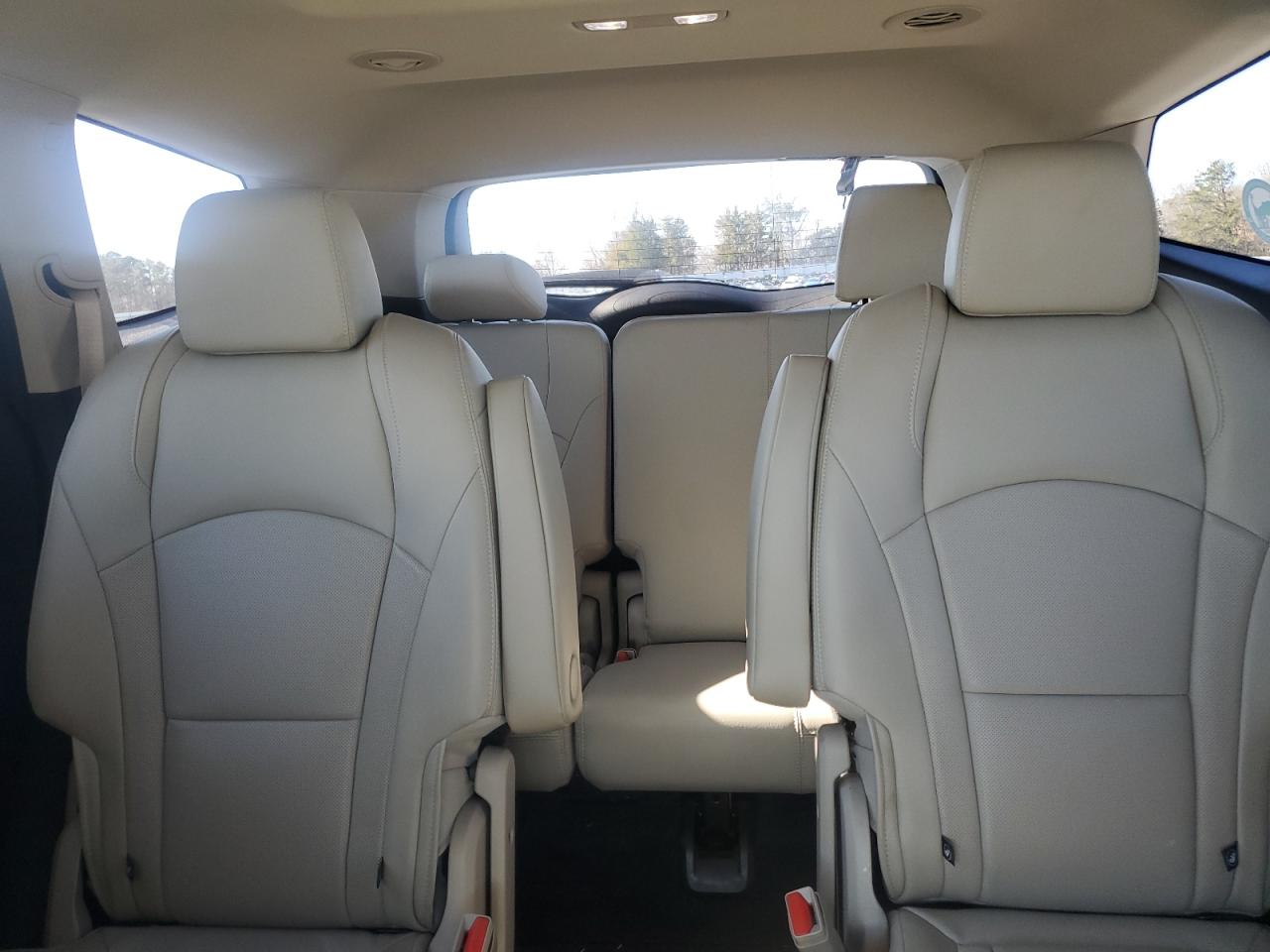 2019 Buick Enclave - Image 10