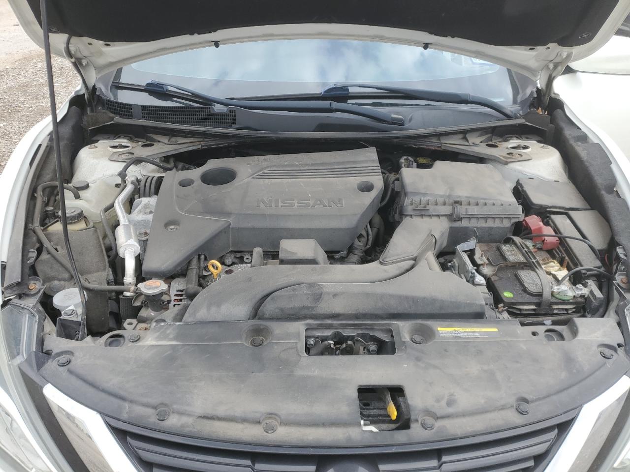 2017 Nissan Altima - Image 11