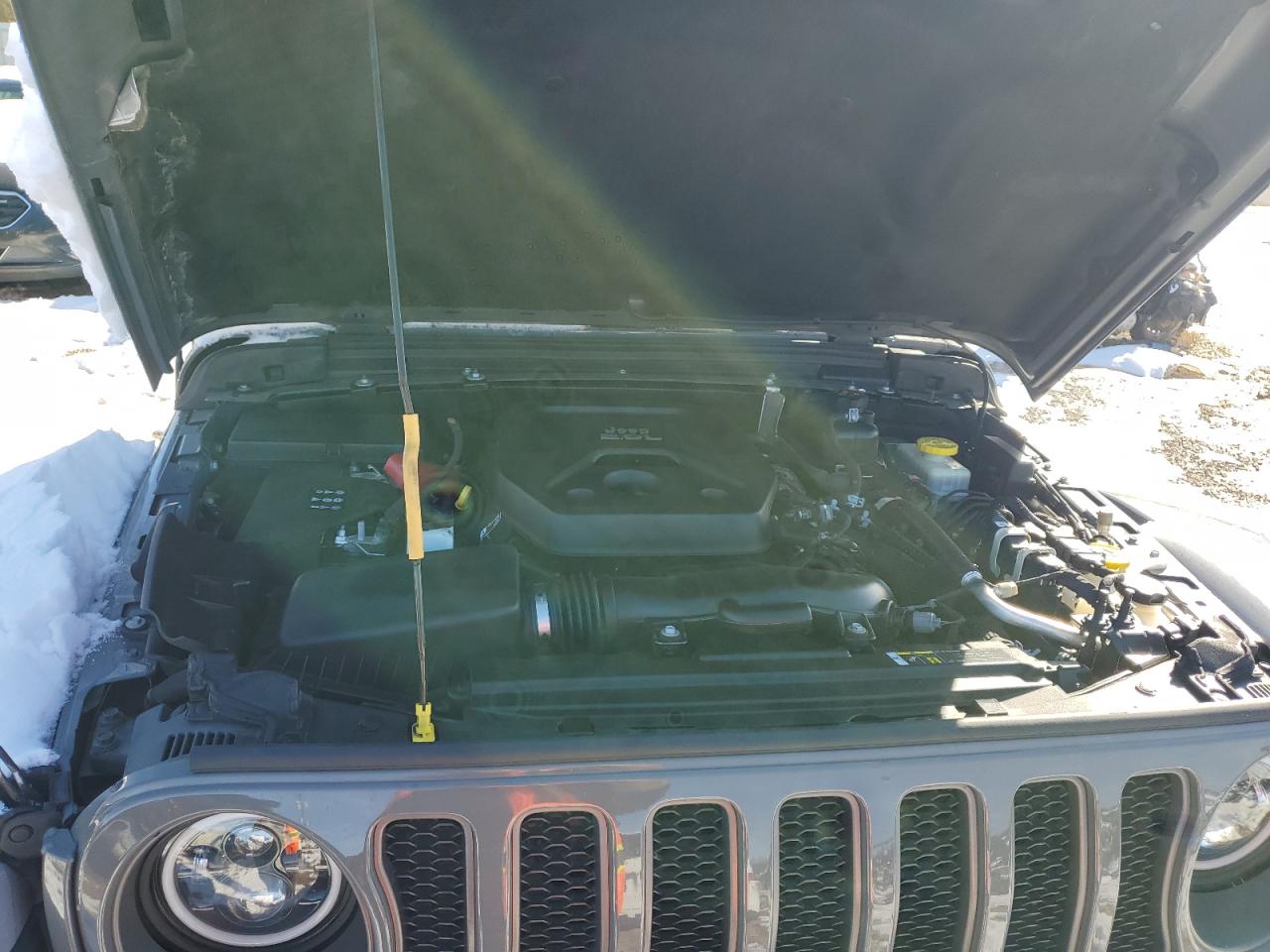 2018 Jeep Wrangler - Image 12
