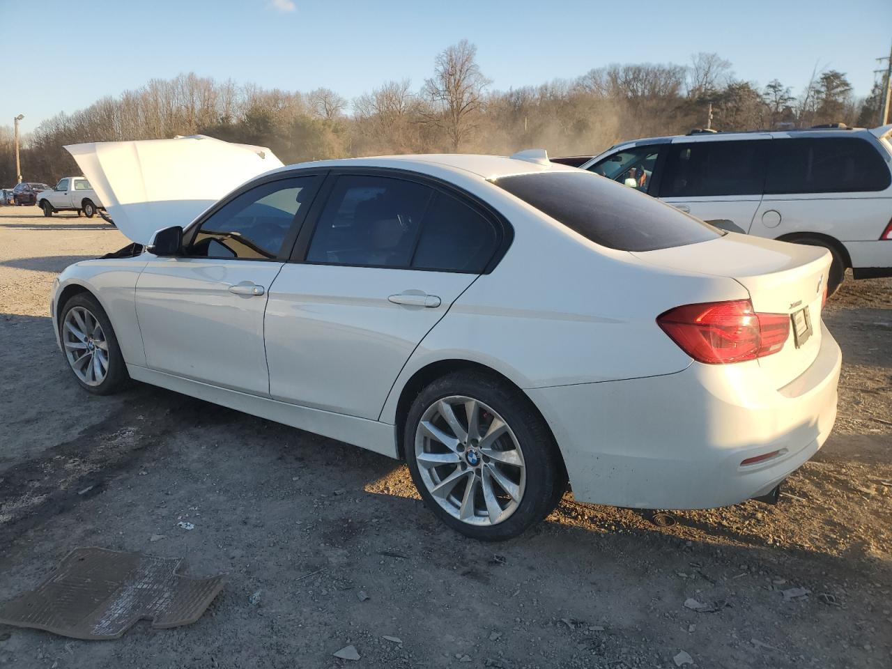 VIN WBA8E5G53GNT41258 2016 BMW 3 SERIES no.2