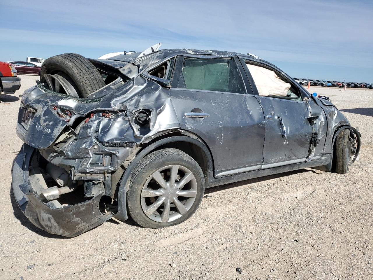 2016 Infiniti QX50 - Image 3
