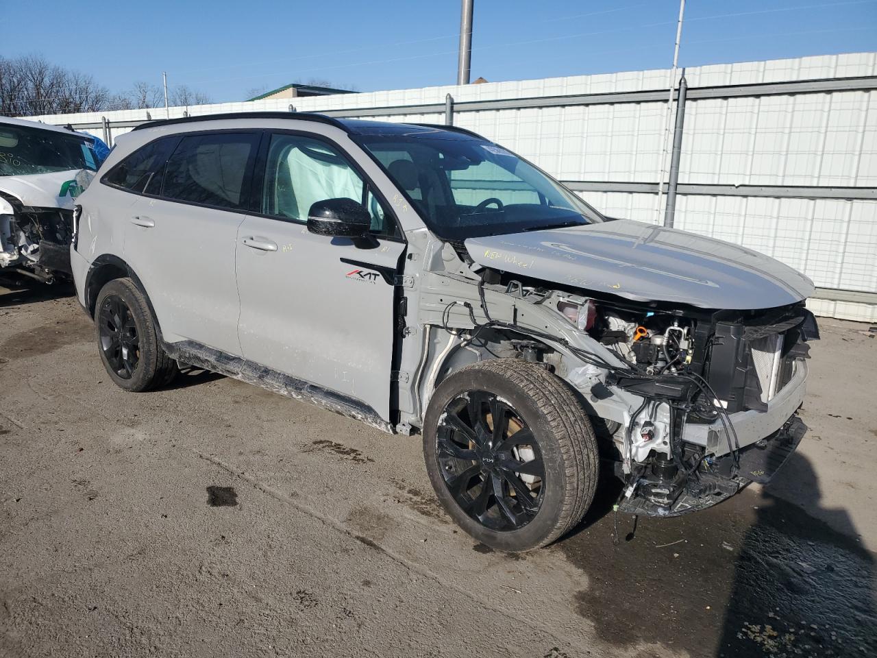 2023 Kia Sorento - Image 4
