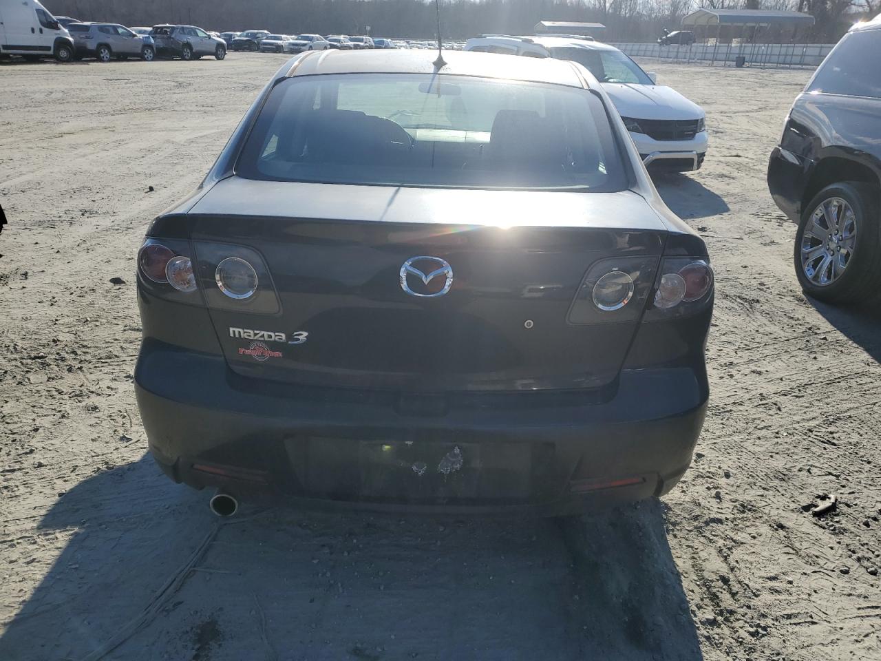 2009 Mazda 3 - Image 6