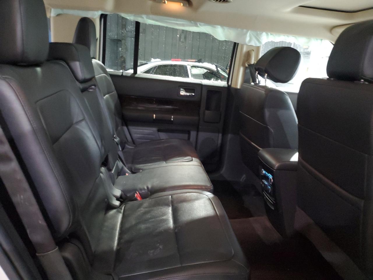 2014 Ford Flex - Image 11