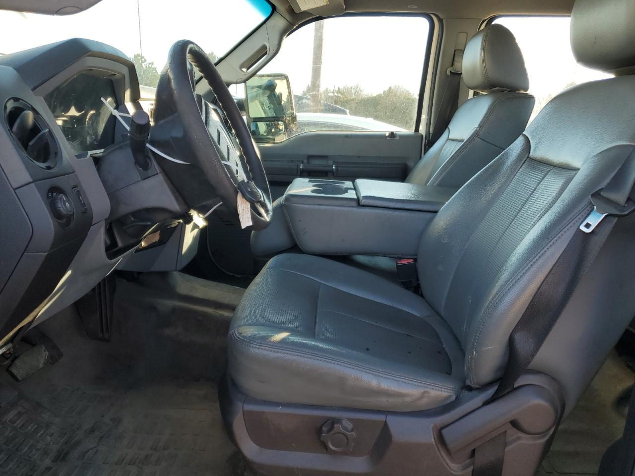 2015 Ford F250 - Image 7