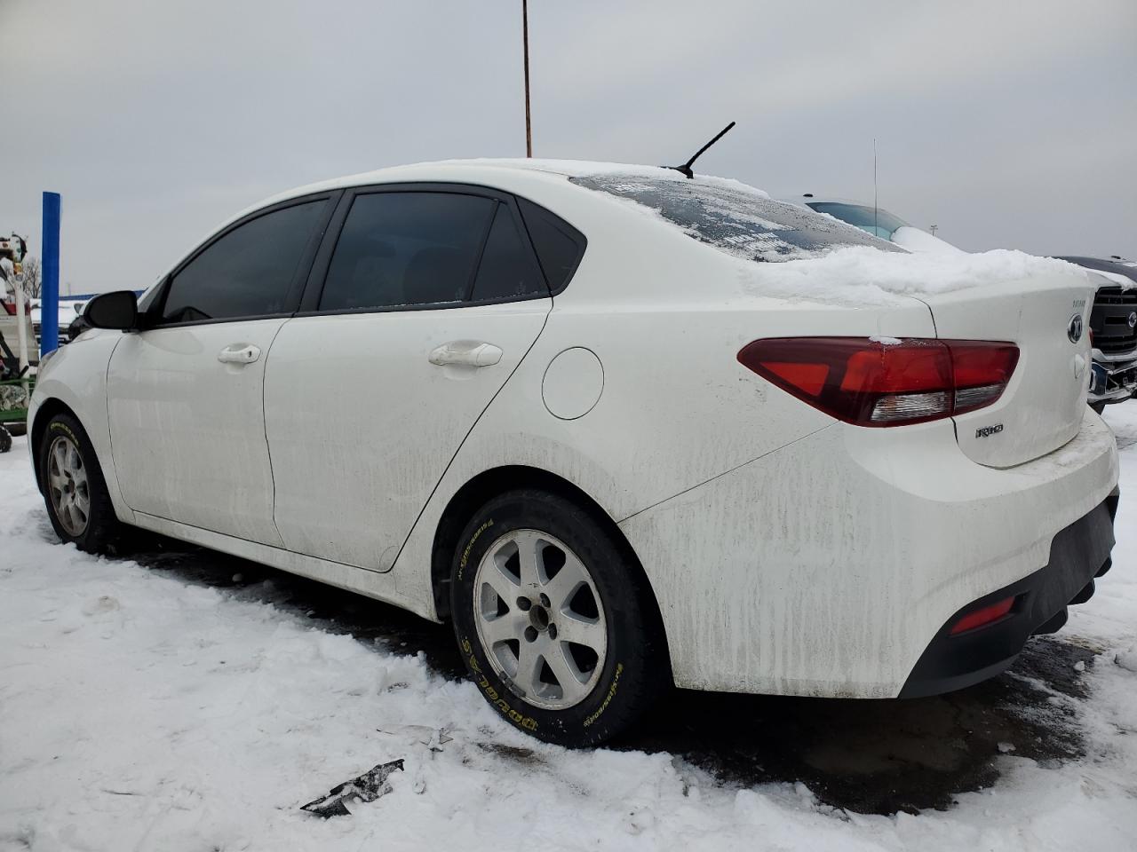 2020 Kia Rio - Image 2