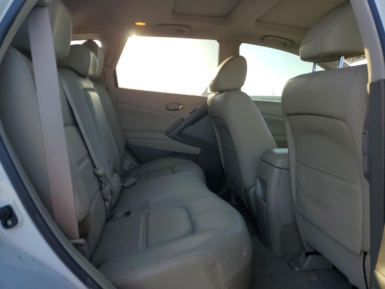 2014 Nissan Murano - Image 10