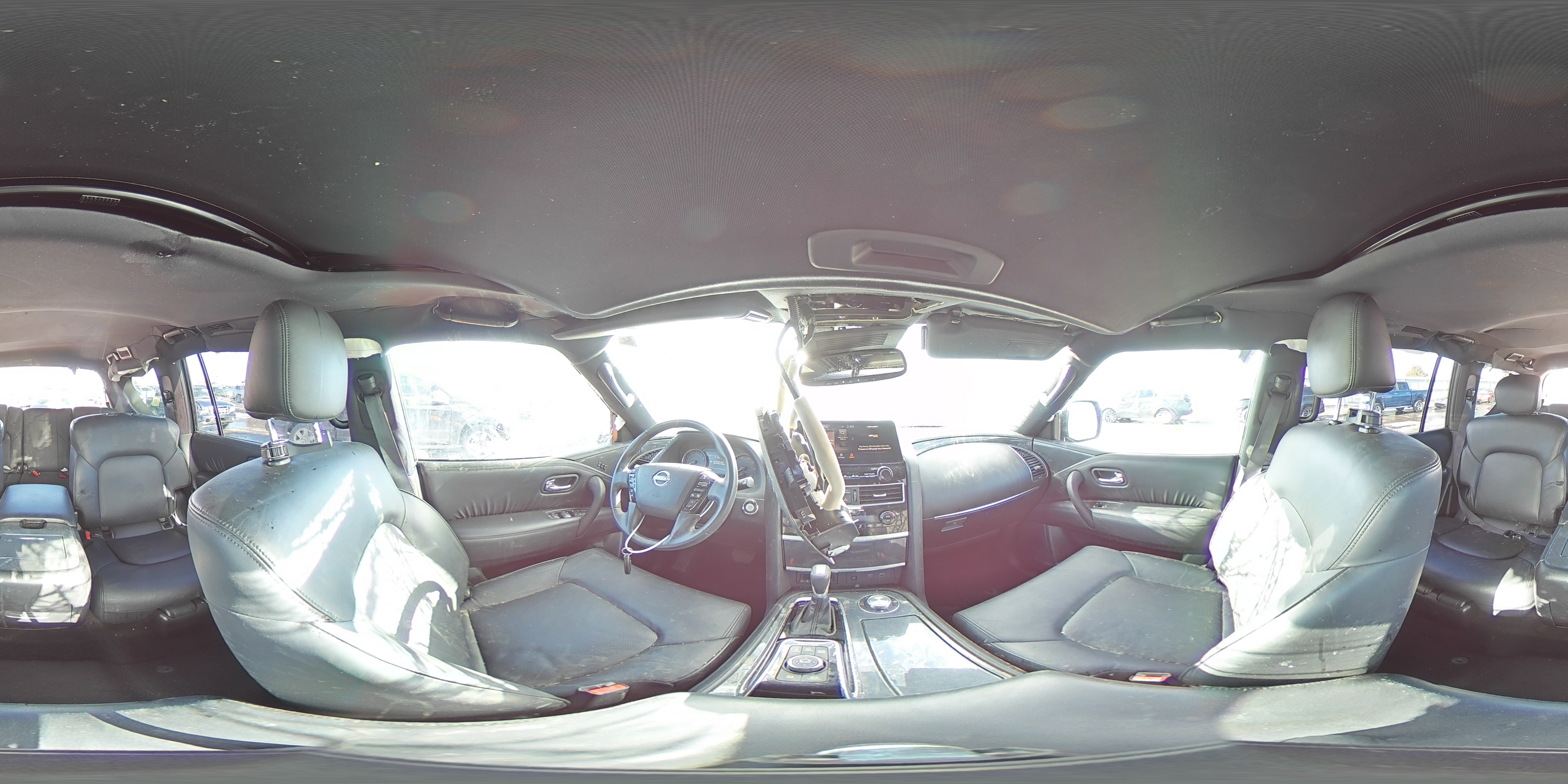 2021 Nissan Armada - Image 15