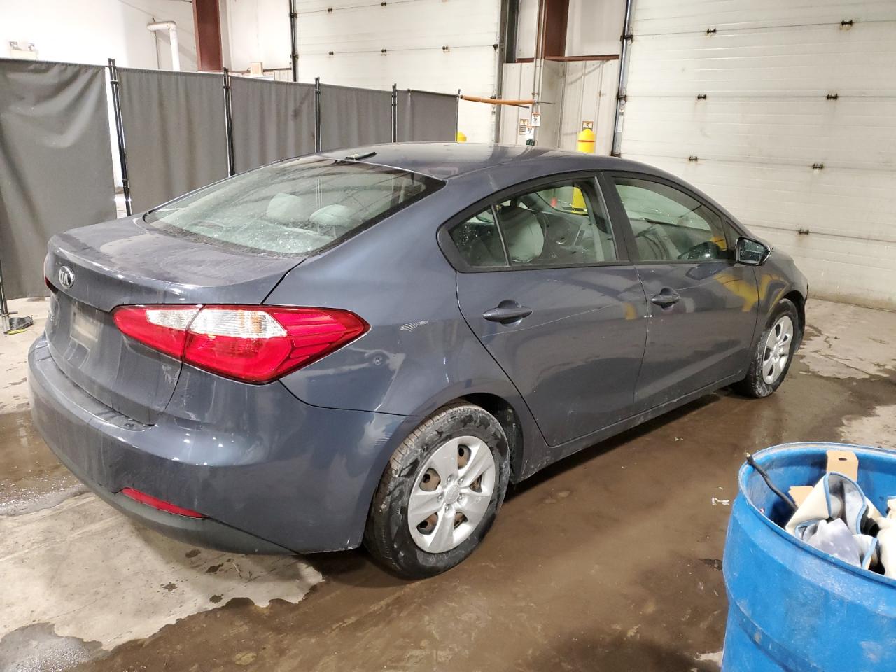2015 Kia Forte - Image 3