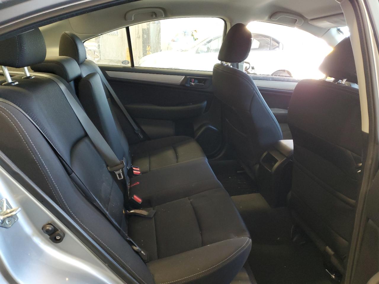 2016 Subaru Legacy - Image 10
