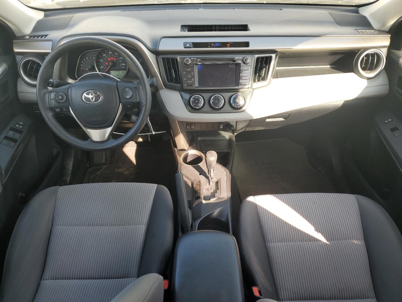 2013 Toyota RAV 4 - Image 8