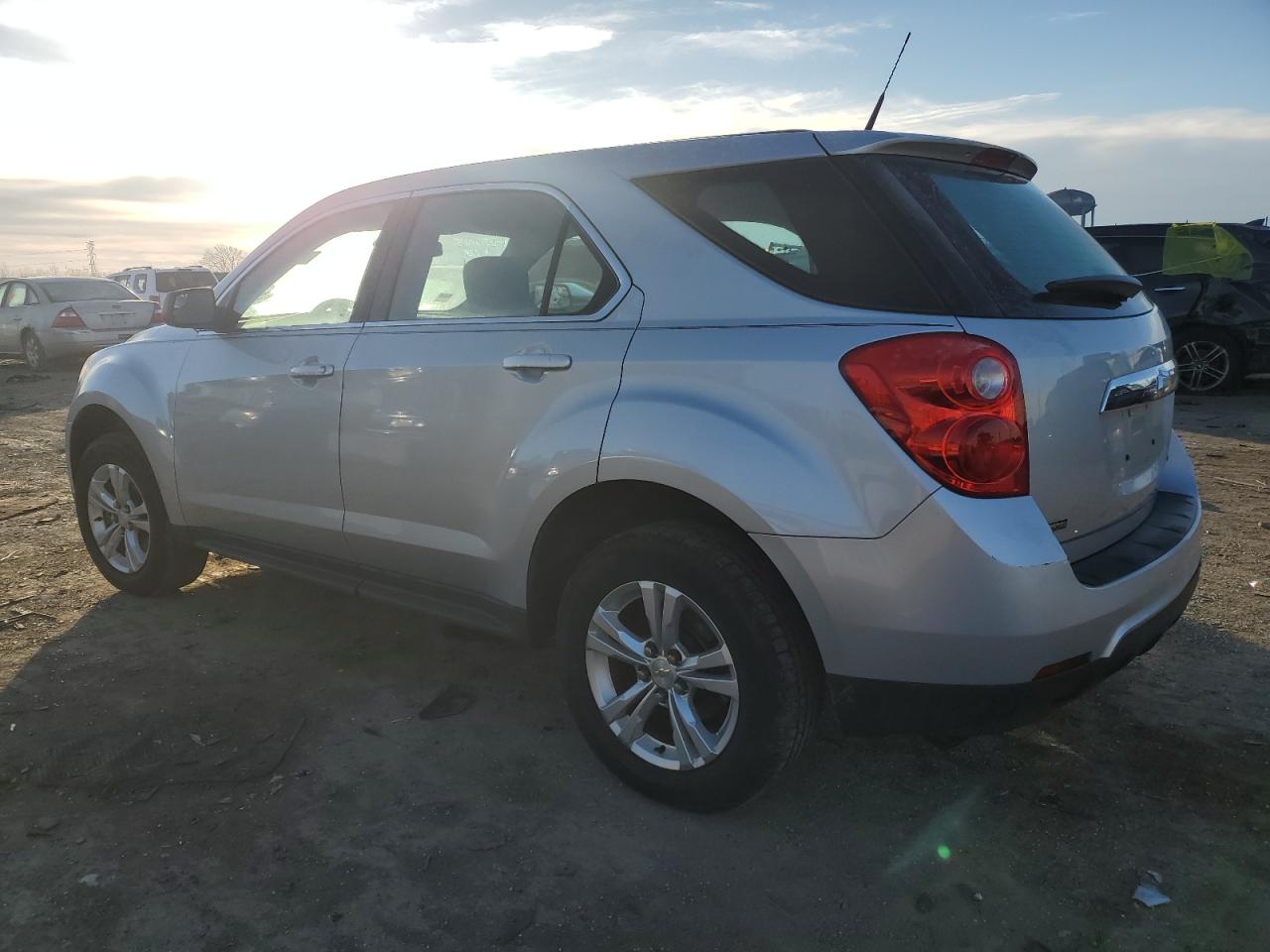 2012 Chevrolet Equinox - Image 2