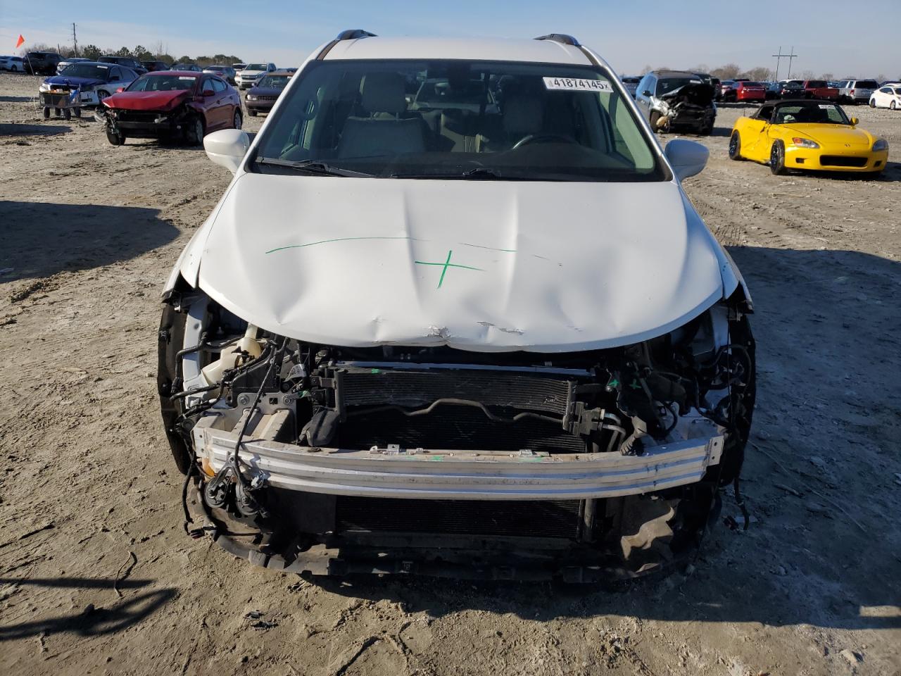 2019 Chrysler Pacifica - Image 5
