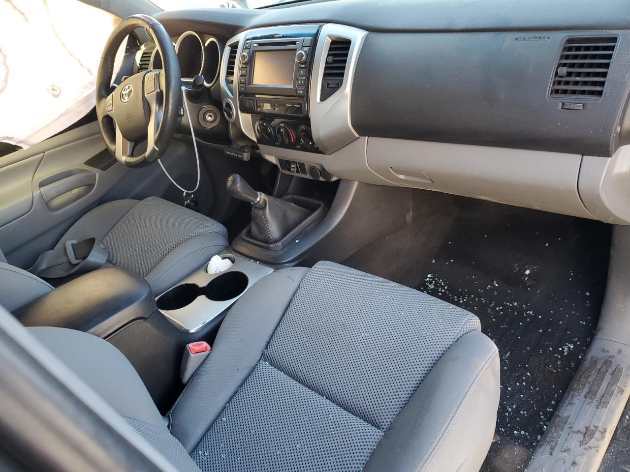 2013 Toyota Tacoma - Image 8