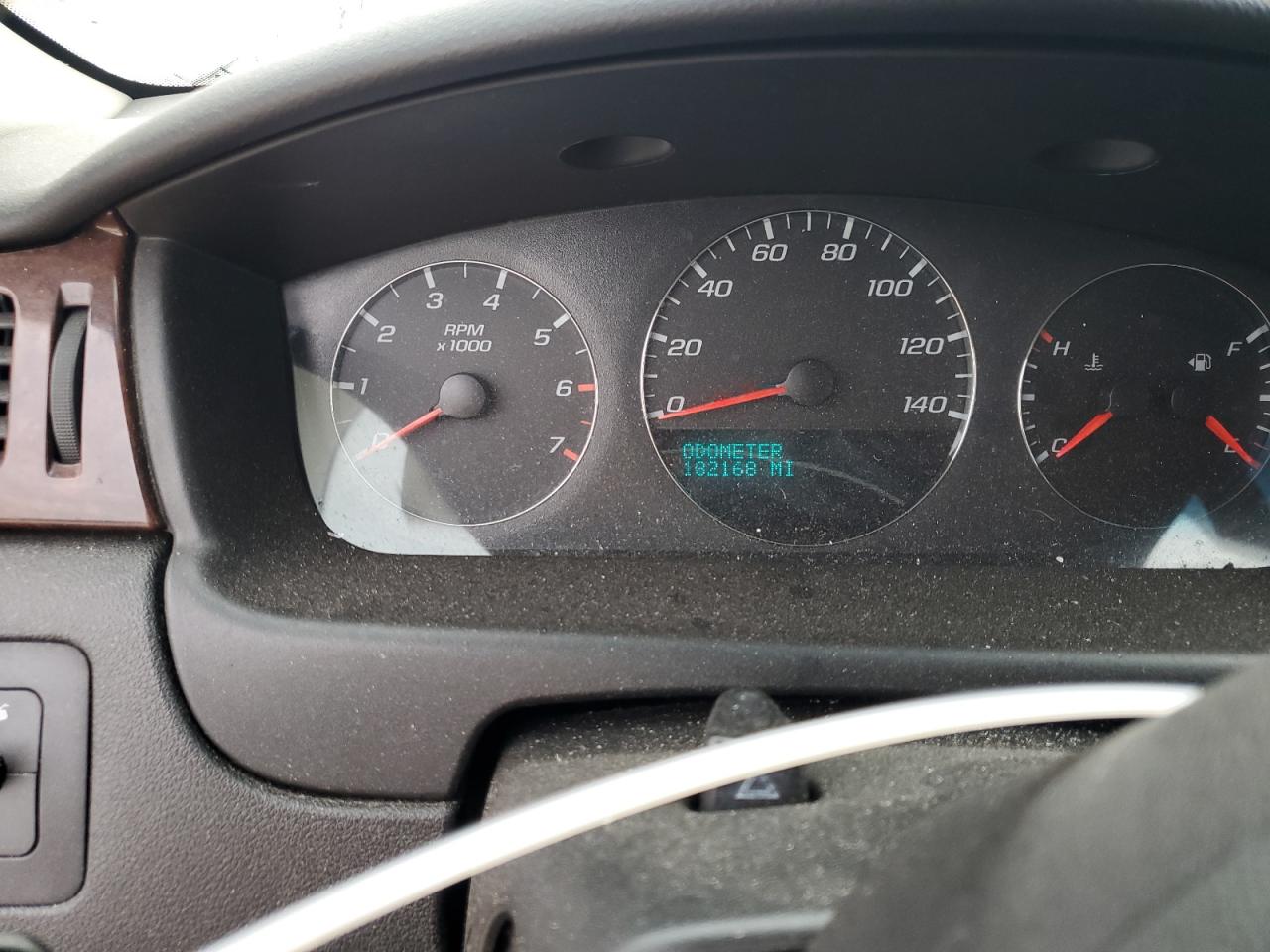 2010 Chevrolet Impala - Image 9