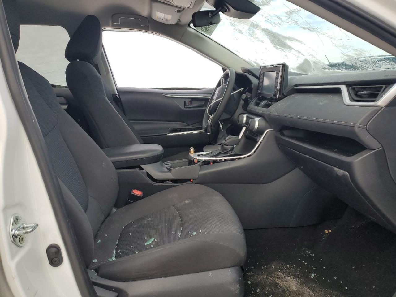 2019 Toyota RAV 4 - Image 7