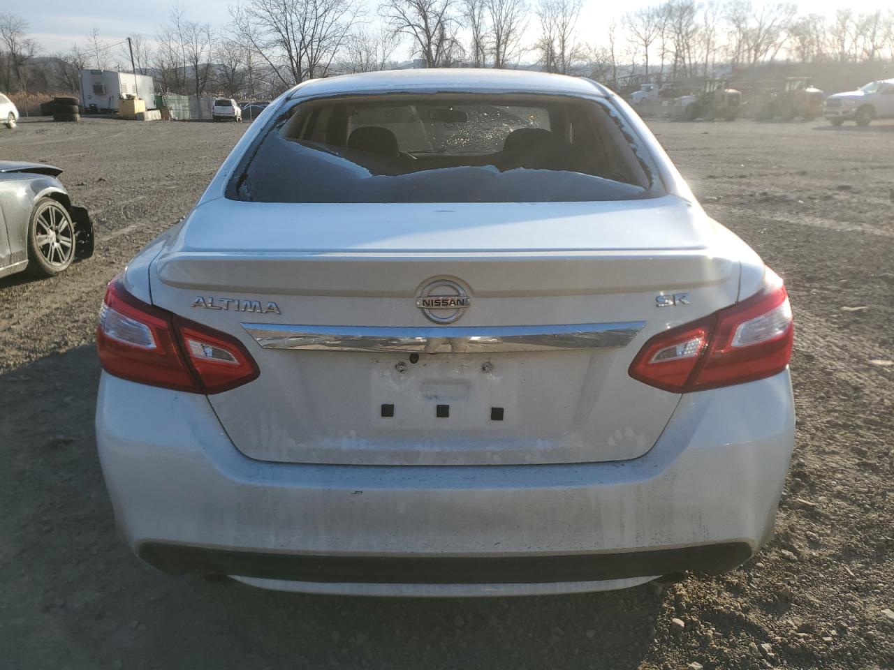 2016 Nissan Altima - Image 6