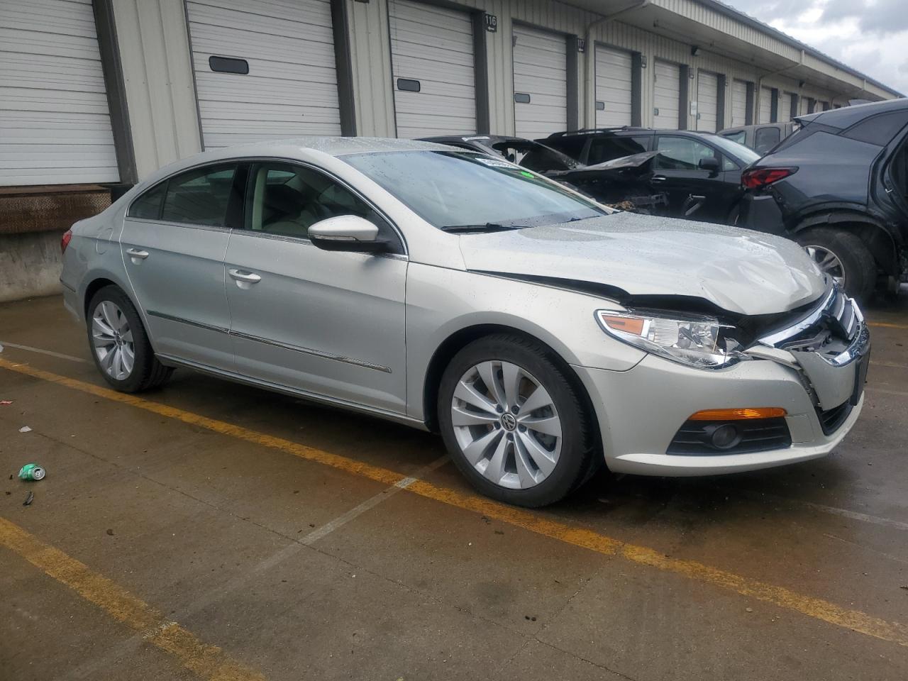 2010 Volkswagen Passat CC - Image 4