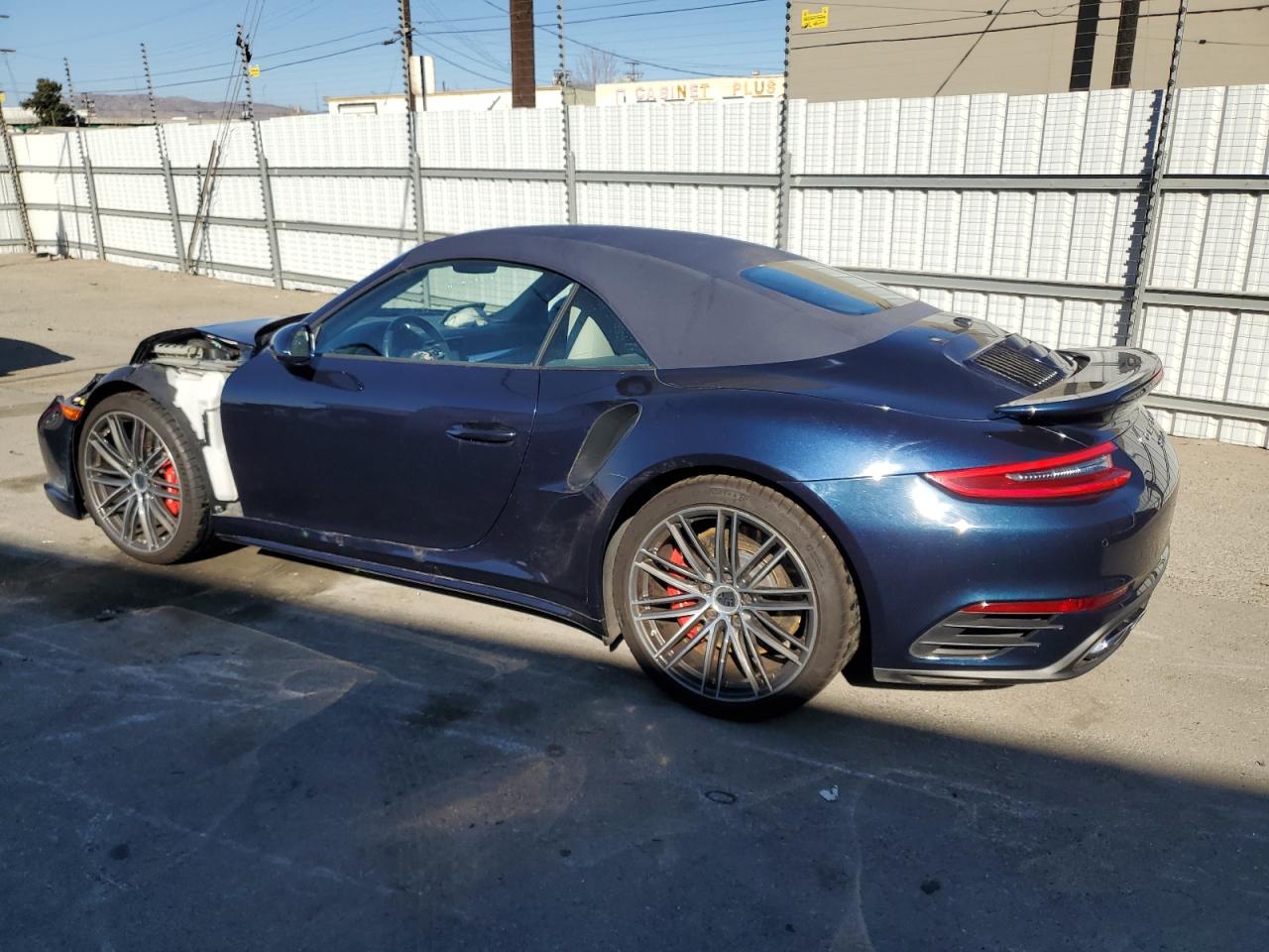 2018 Porsche 911 - Image 2