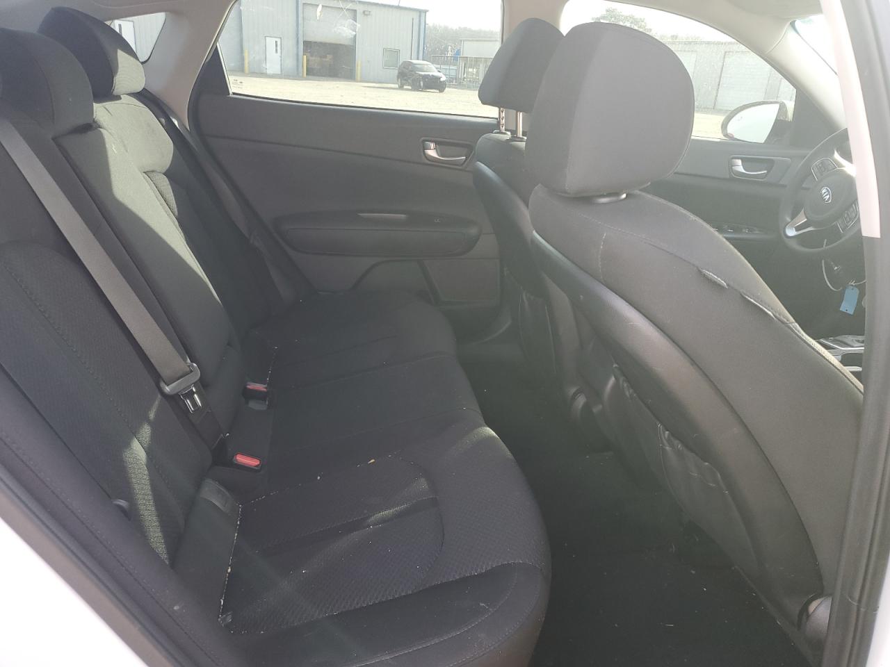 5XXGT4L39JG259993 KIA OPTIMA 2018