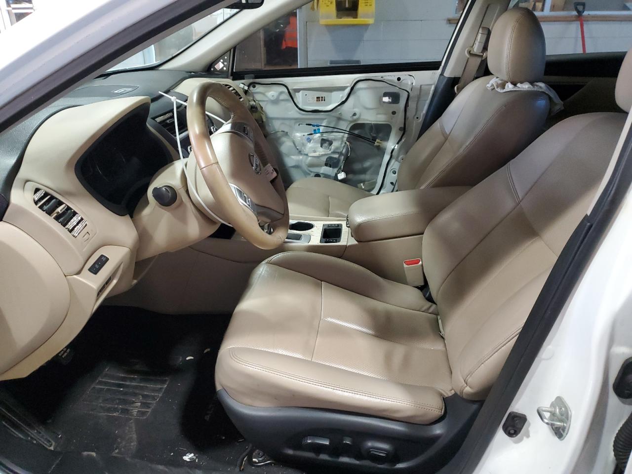 2018 Nissan Altima - Image 7
