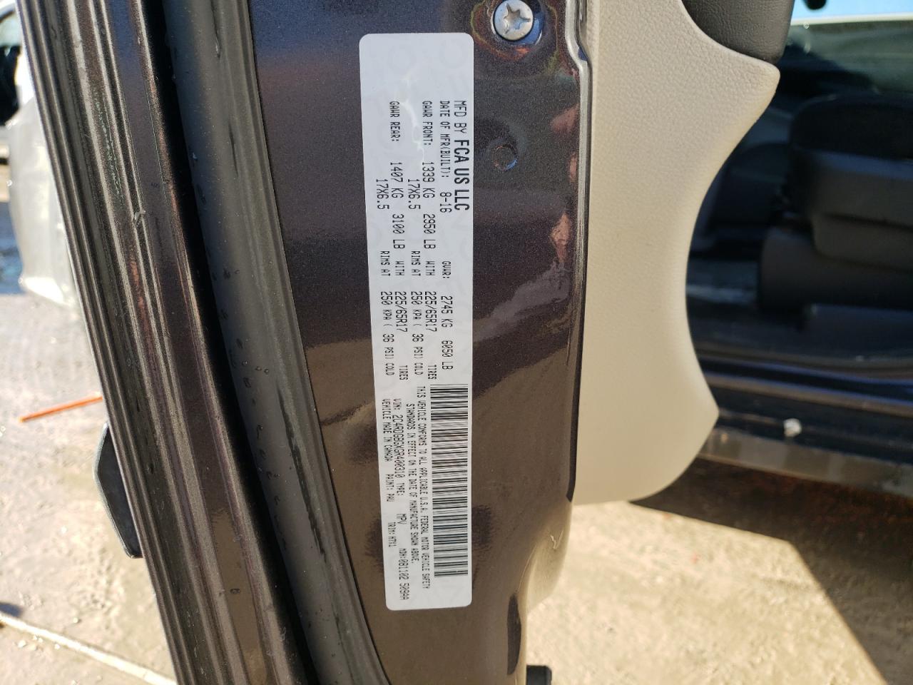 2016 Dodge Caravan - Image 13