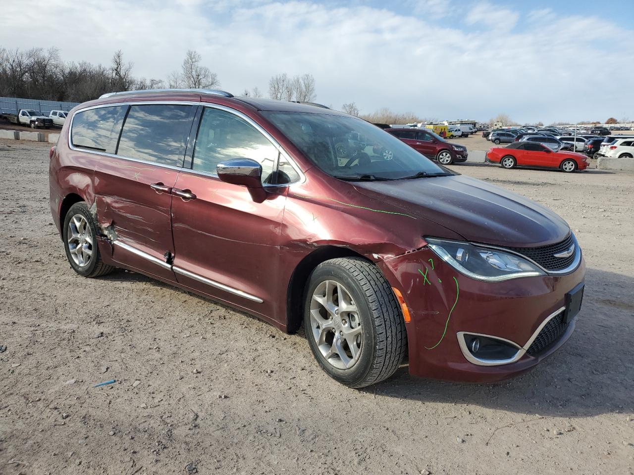 2018 Chrysler Pacifica - Image 4